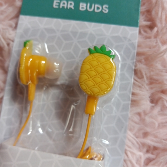 ❣️HOST PICK! Pineapple 🍍 kawaii ultimate phone accessory kit! 5 piece kit cute - Picture 7 of 9